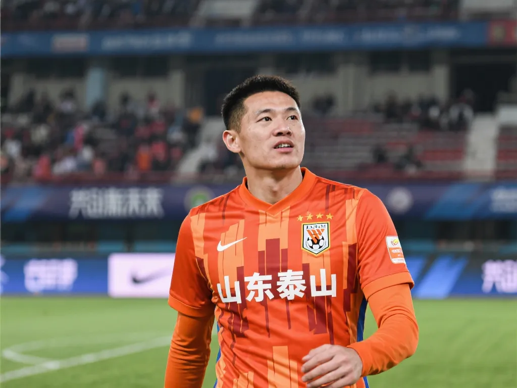 与此密切相