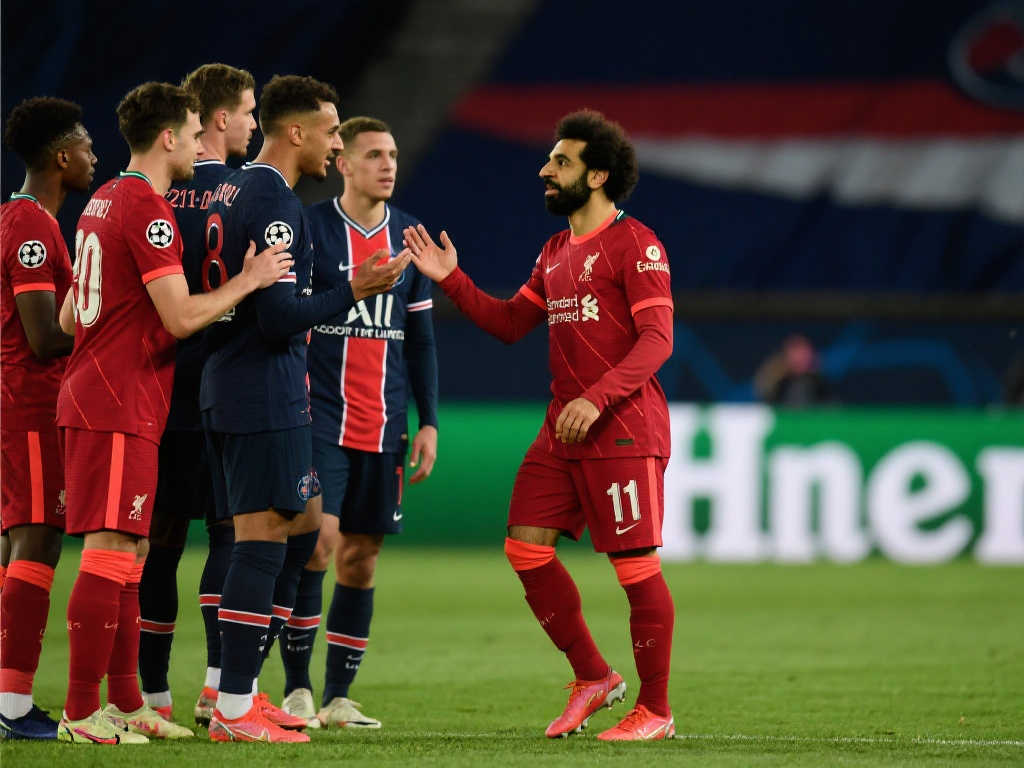 背负着更深 背负着更深